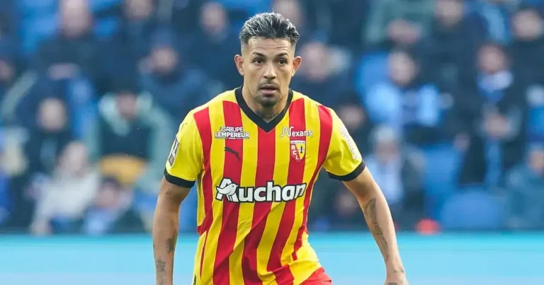 ee4fa30d-aa09-4b4e-b37e-2c3a925fe18a