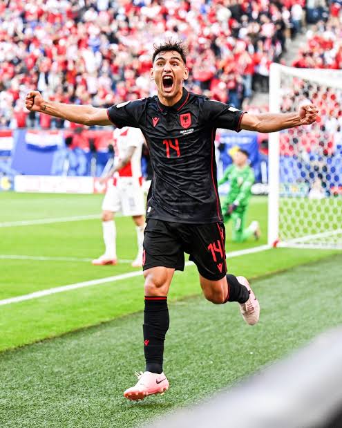 images - 2026-03-31T144021.564