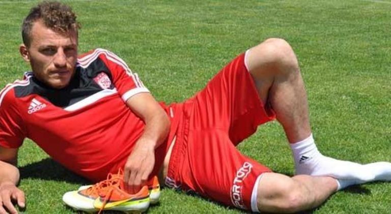 5c8d80ff45d2a06b40aff5cb