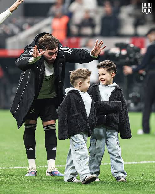 images - 2026-04-26T200243.761